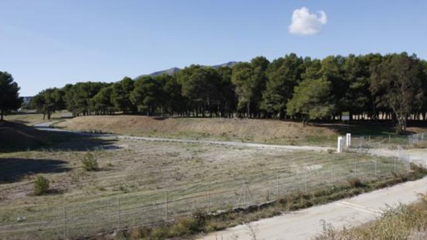 La ciudad podrá recuperar el Campamento Benítez después del verano.
