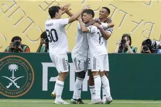 Gonzalo enmienda a Asencio y el Madrid tumba al Pachuca con un jugador menos