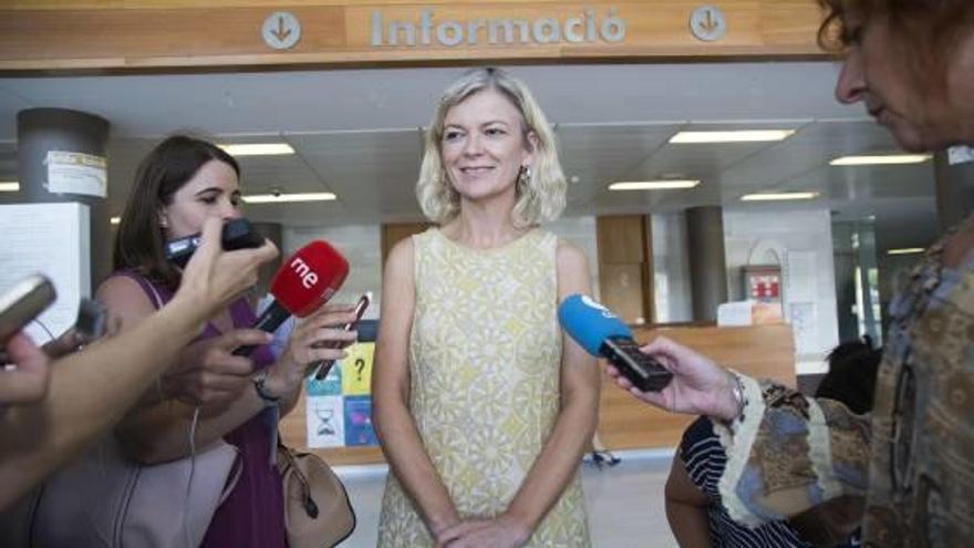 Gabriela Bravo, ayer, en su visita a Castelló.