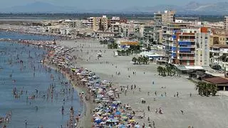 Més Santa Pola critica la falta de pisos de alquiler por el turismo