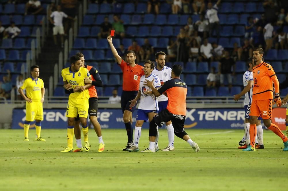 Delia Padrón Partido Copa Mahou entre el Tenerife y Las Palmas.