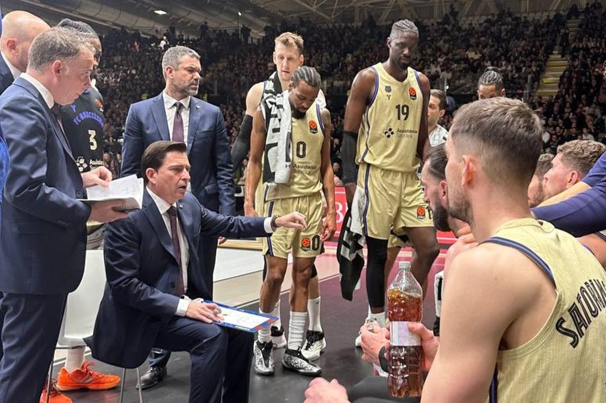 Xavi Pascual quería refuerzos, pero tendrá que ir hasta el final con la plantilla actual a la que tratará de sacar el máximo rendimiento