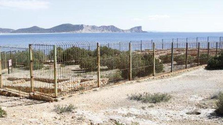 Vista de la península de sa Caleta, que alberga el primer asentamiento fenicio púnico en la isla.