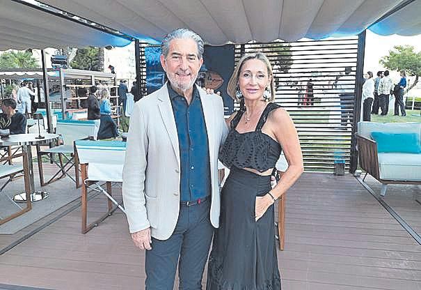 André Gerondeau y Mireya Becerra.