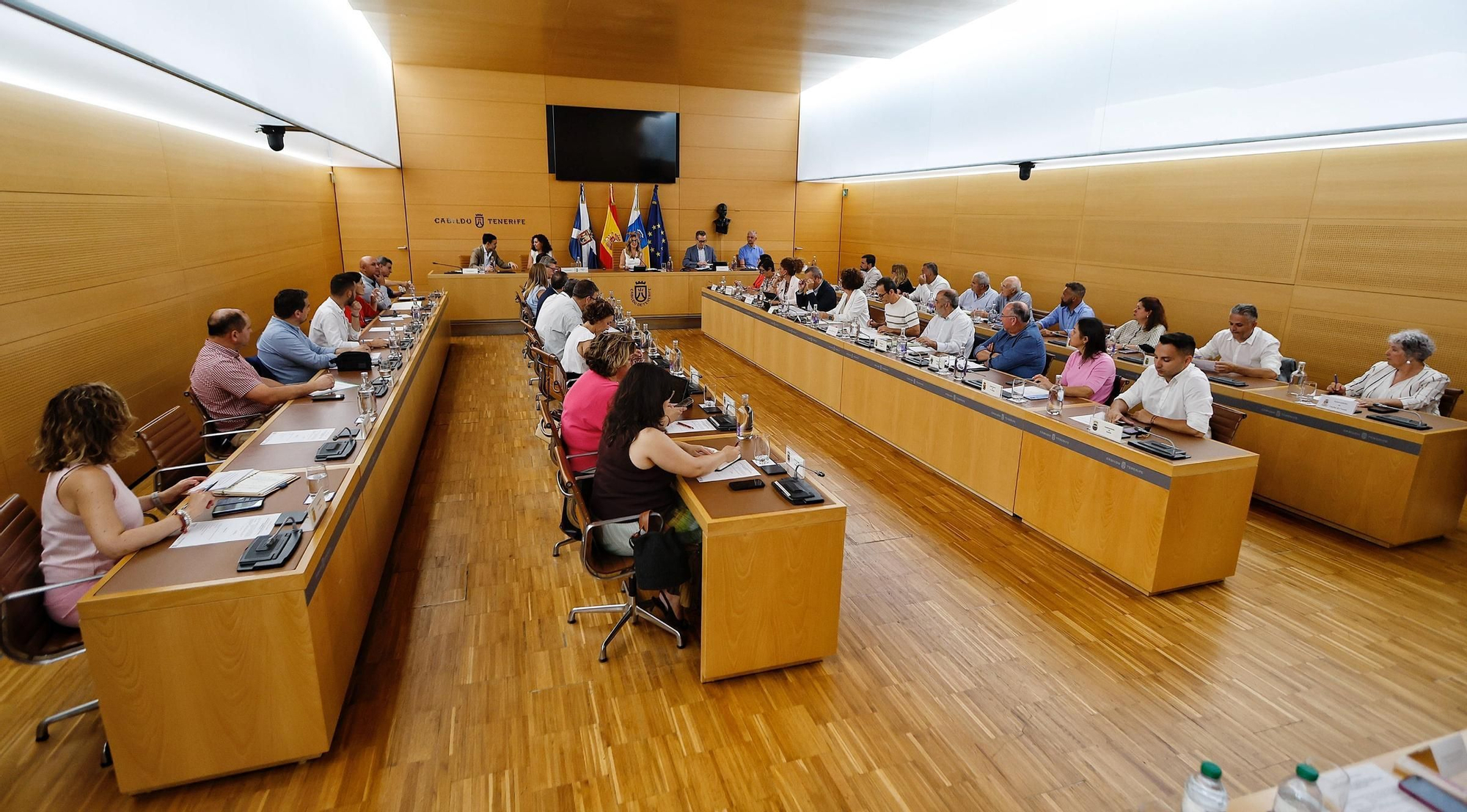 Cumbre del Cabildo de Tenerife con los municipios