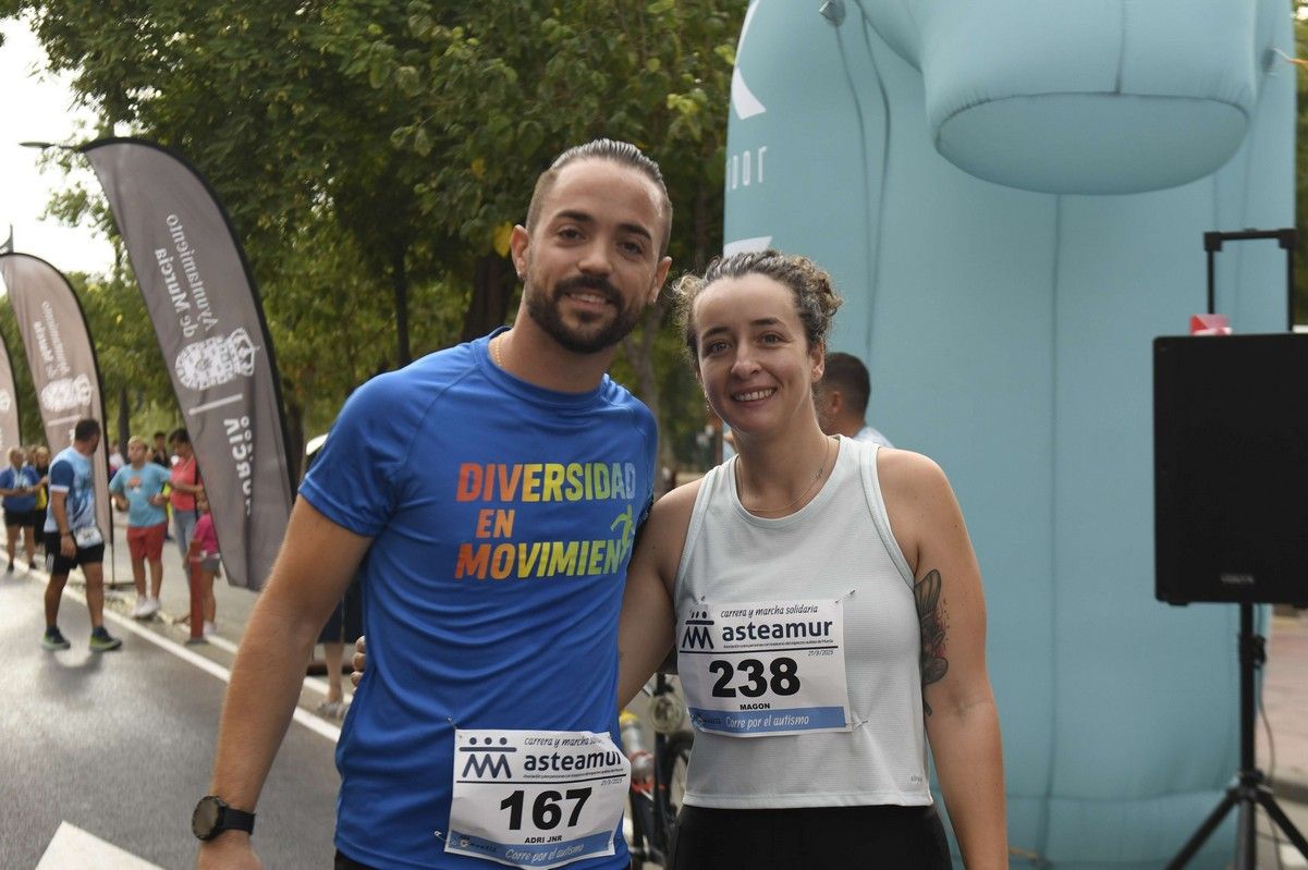 La carrera y marcha Solidaria Asteamur, en imágenes