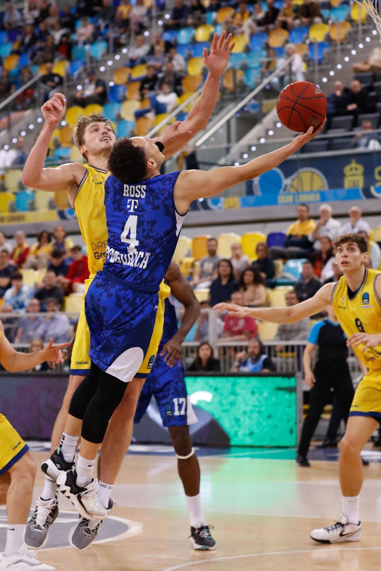 Dreamland Gran Canaria vs  Buducnost Voli Podgorica