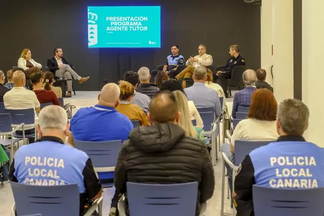 Acto en el Club La Provincia - Agente Tutor