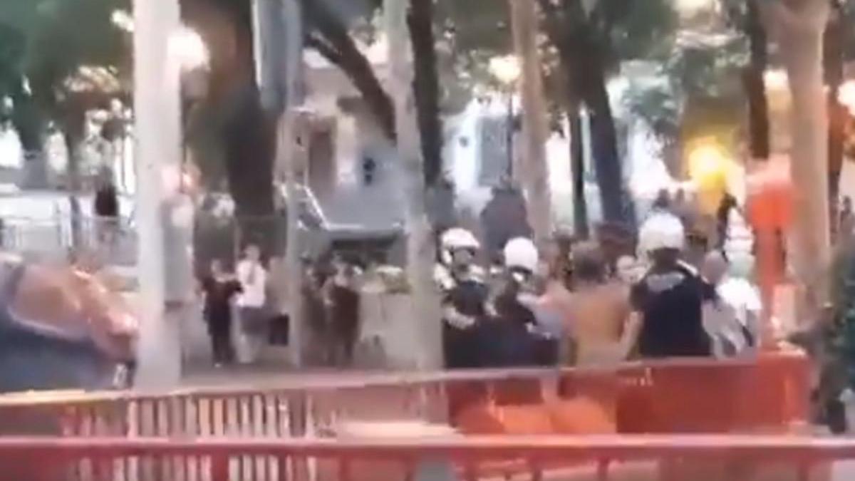 Seis detenidos en Barcelona en una pelea entre ultras y antifascistas