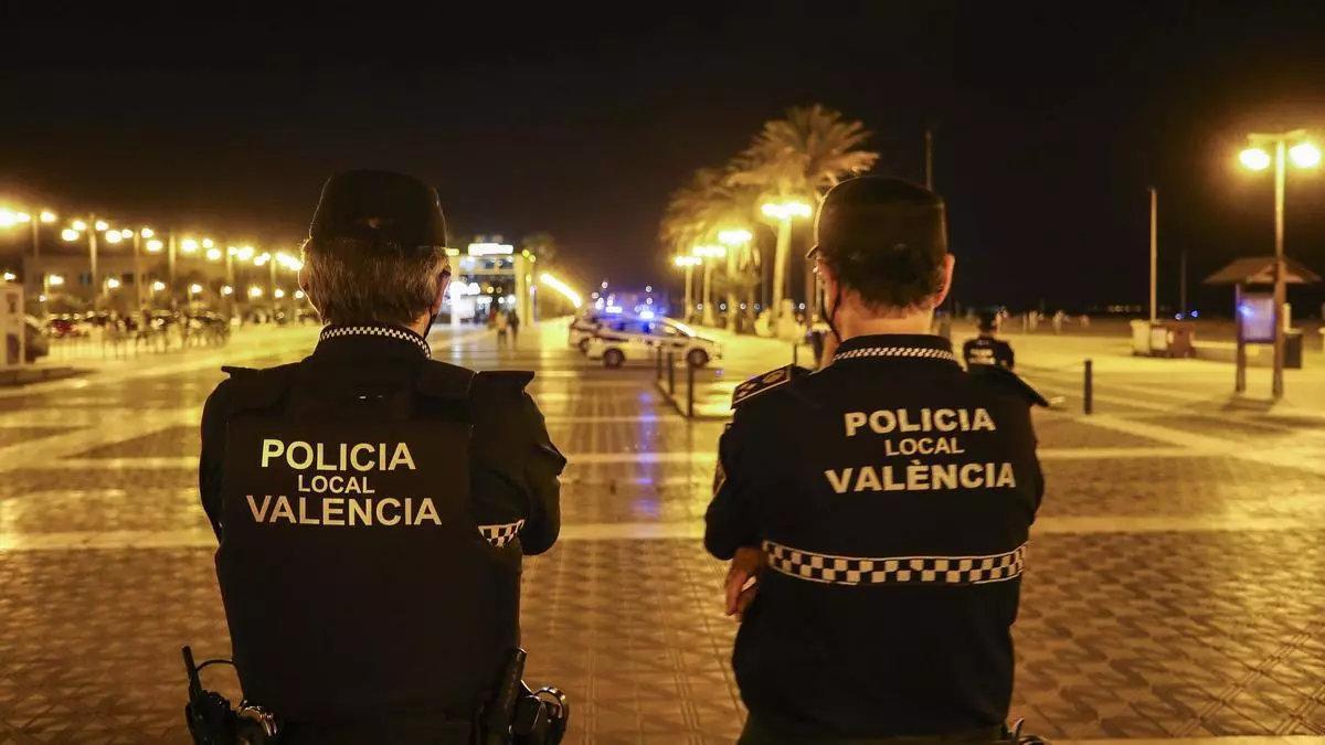 Agentes de Policía Local de Valencia, en una imagen de archivo.