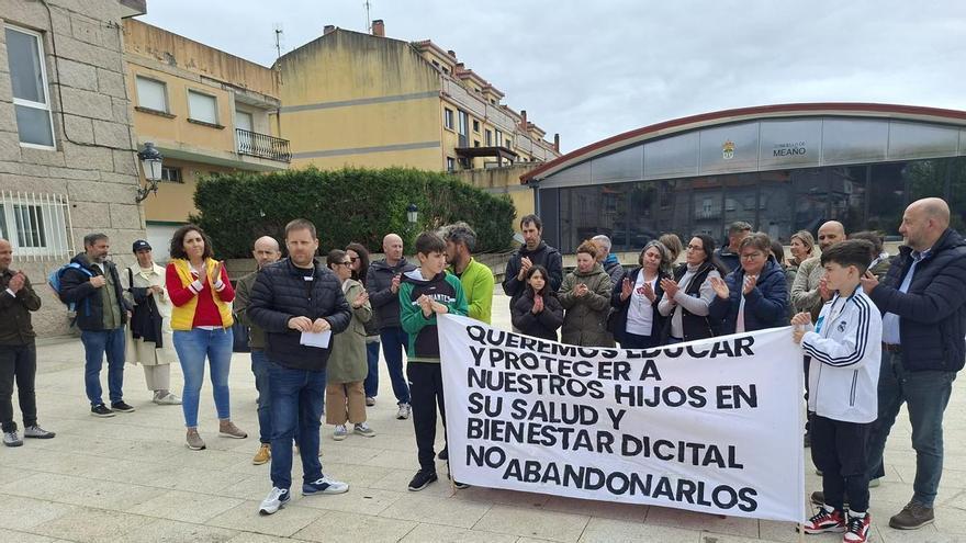 Meaño abandera la lucha contra las pantallas y en defensa de la salud emocional de los menores