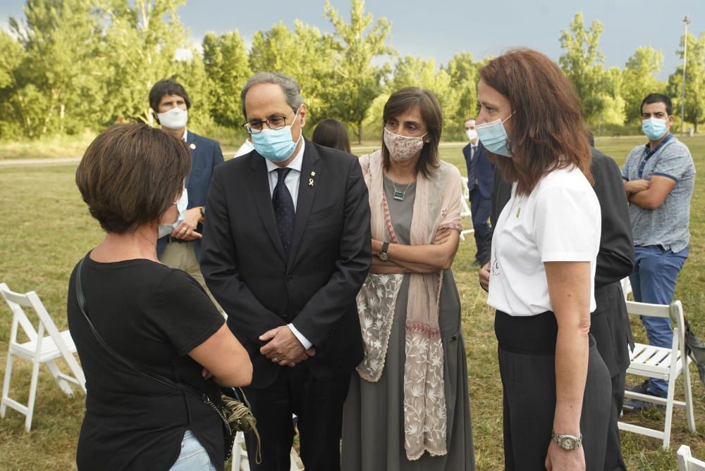 Acte d'homenatge a les víctimes de la covid-19 a Girona