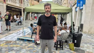 Víctor Egío se une a la huelga de hambre de los obreros de las empresas auxiliares de Navantia