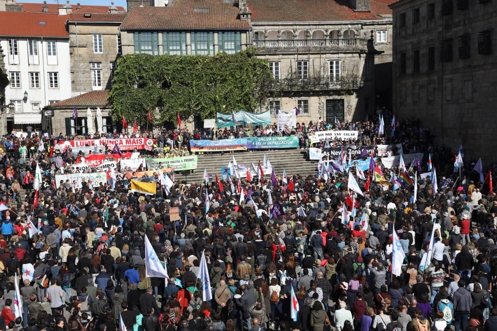 La oposición reclama un cambio de política forestal y asunción de responsabilidades.