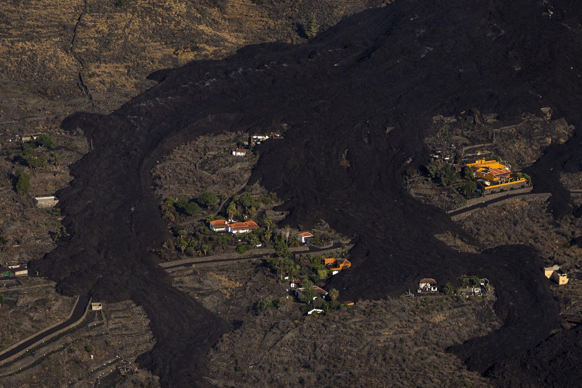 Erupción volcánica: Imágenes aéreas de la zona afectada