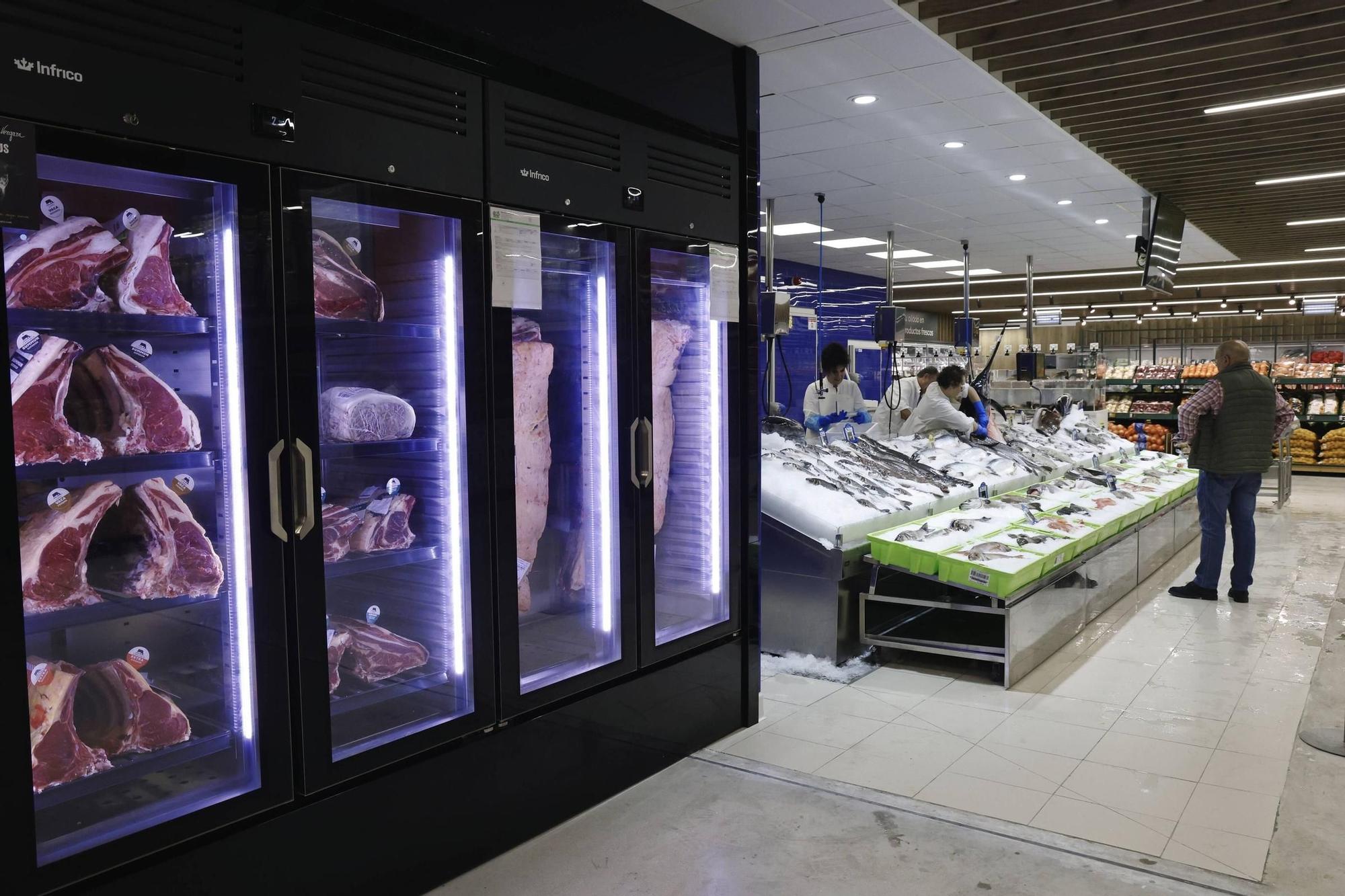 Inauguración en Santiago del mayor Cash Record de Eroski