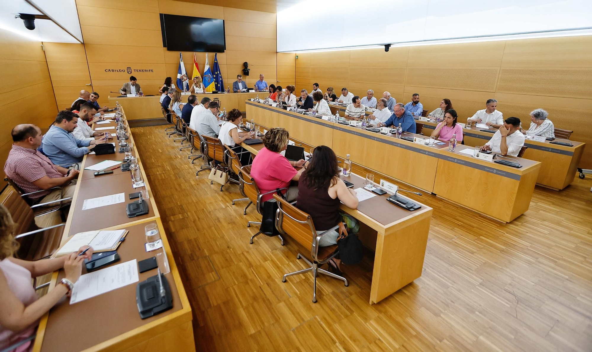 Cumbre del Cabildo de Tenerife con los municipios