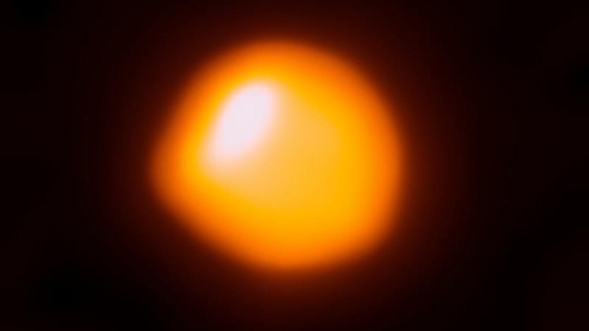 Imágenes de Betelgeuse captadas por el telescopio ALMA, desde el desierto de Atacama (Chile). NASA/ESO