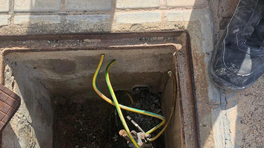 Roban más de 600 metros de cable de la vía pública en l’Alcúdia de Crespins