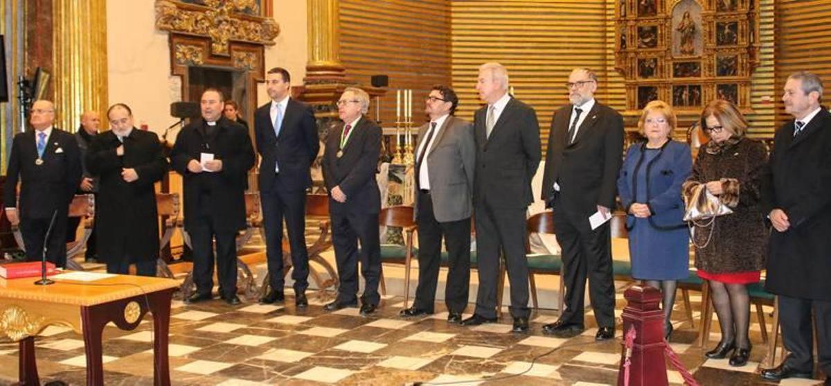 La ceremonia sirvió para nombrar a los dos nuevos cargos de la orden, homenajear a sus dos únicos miembros vivos y para otorgar la distinción como dama e instituciones de San Antón.