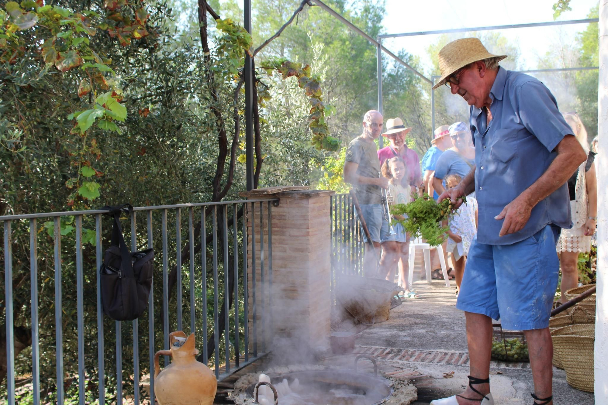 Ròtova reviu l’escaldà del raïm: Una jornada de festa i tradició