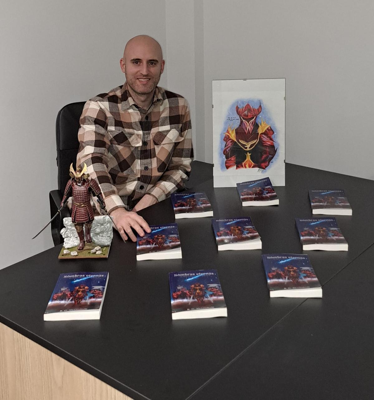 Rubén García, bajo el seudónimo Alexandrelli, ha logrado colarse en la lista de los más vendidos en Amazon en la literatura fantástica.