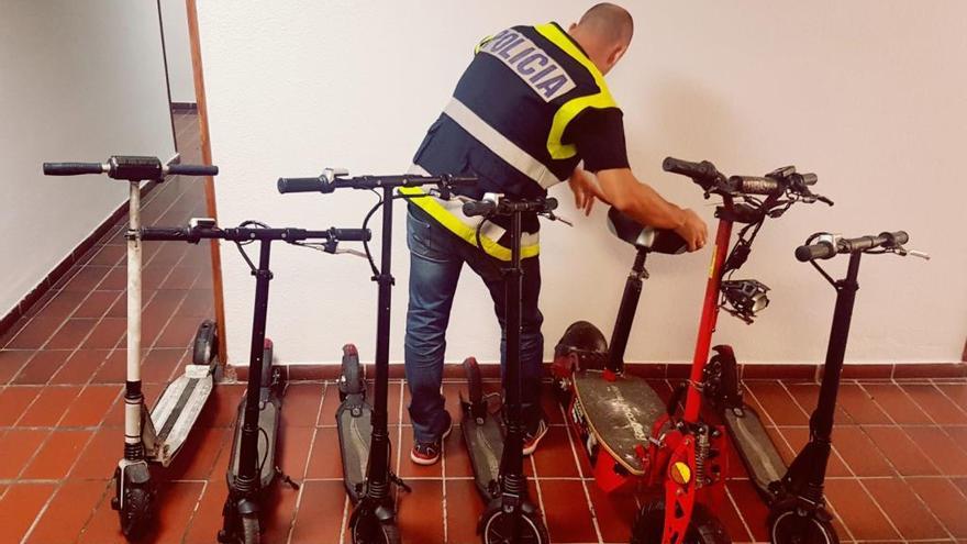 Detenidos por robar una veintena de patinetes eléctricos en Fuengirola