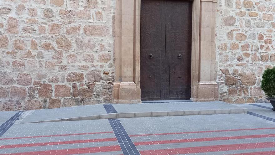 Gaibiel ha mejorado el pavimento en la plaza Constitución.