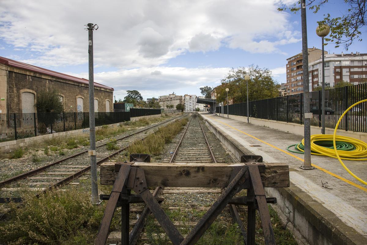 Topera de la estación de Alcoy, donde termina el trazado ferroviario procedente de Xàtiva.