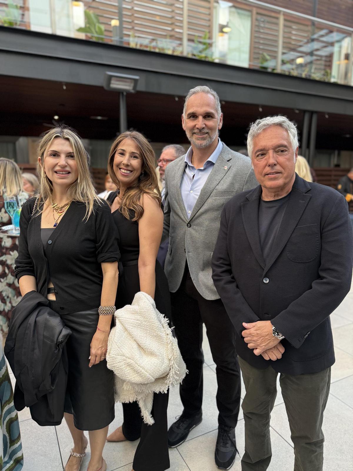 Elena Meléndez, Lidia Carrasco, Víctor Luengo y Ramon Banderes