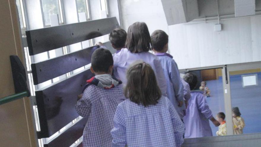 Niños en un colegio.