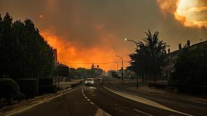 L'angoixa d'una família evacuada del càmping Fuente Helecha per l'incendi d'Àvila que ho ha perdut tot: "La casa estava acabada  d'estrenar"