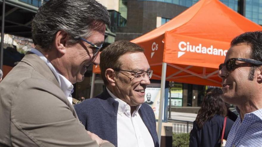 El tridente de Ciudadanos inicia su ofensiva electoral