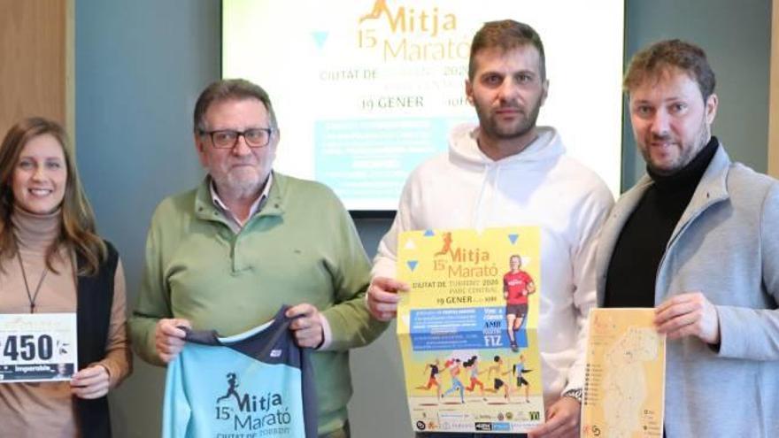 La presentación de la Mitja Marató se realizó ayer en el Ayuntamiento de Torrent.