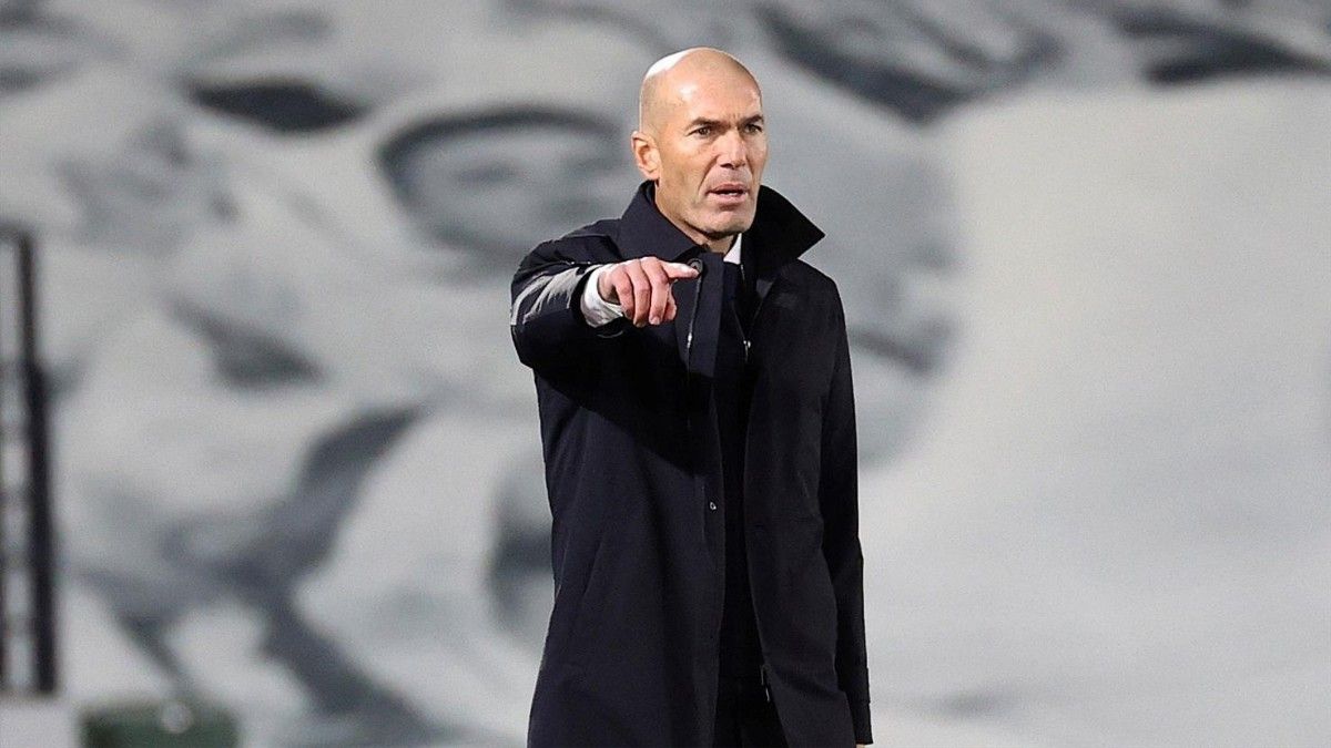 Zidane, cuestionado al frente del Real Madrid