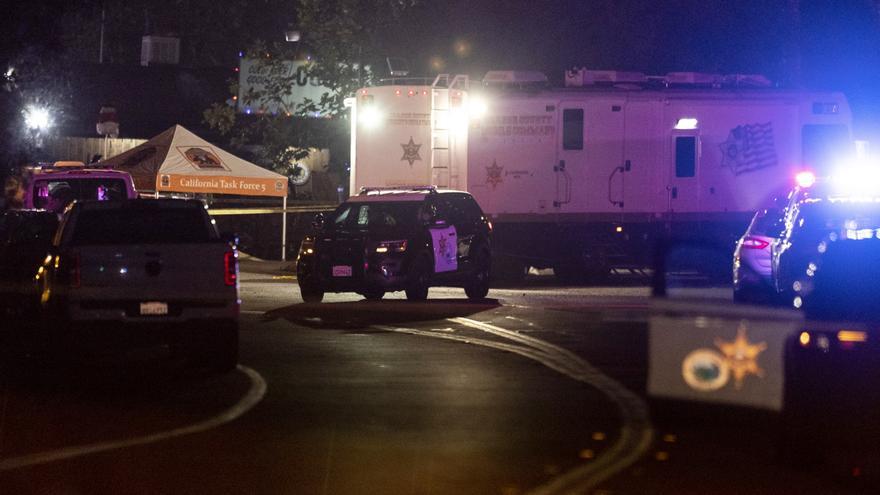 Mueren al menos tres personas en un tiroteo en California