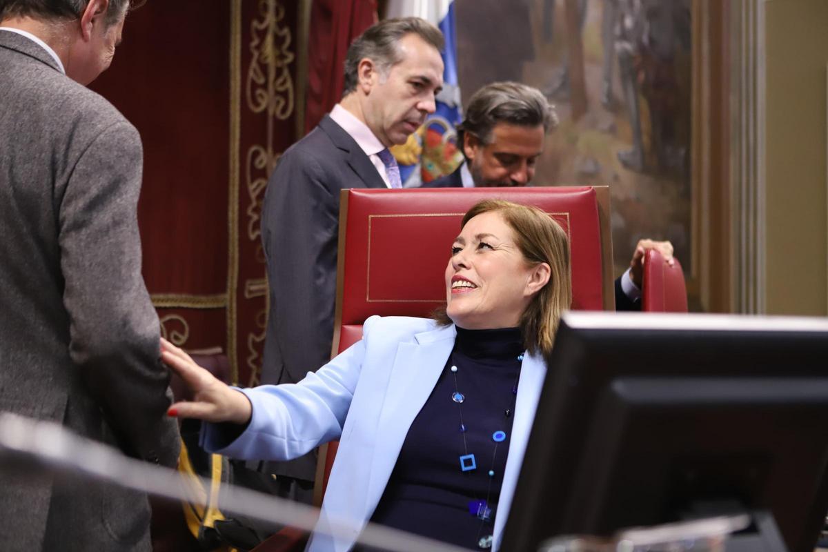 Astris Pérez, presidenta del Parlamento de Canarias.