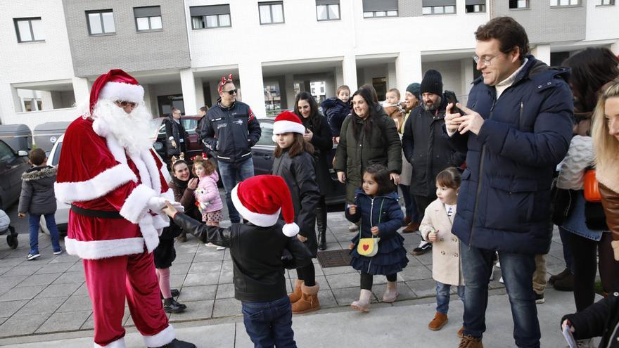 Nuevo Roces recibe la visita de Papá Noel