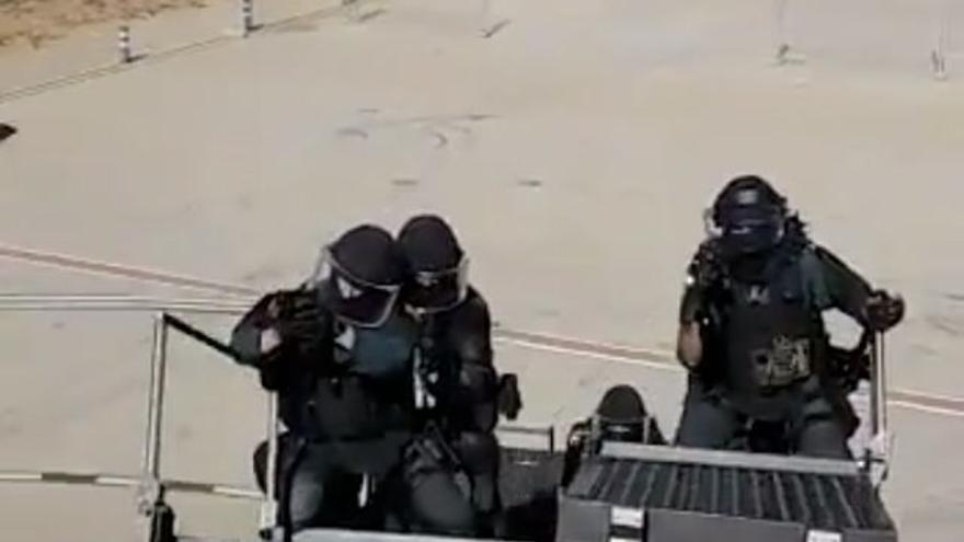 Guardia Civil en el aeropuerto de Castellón