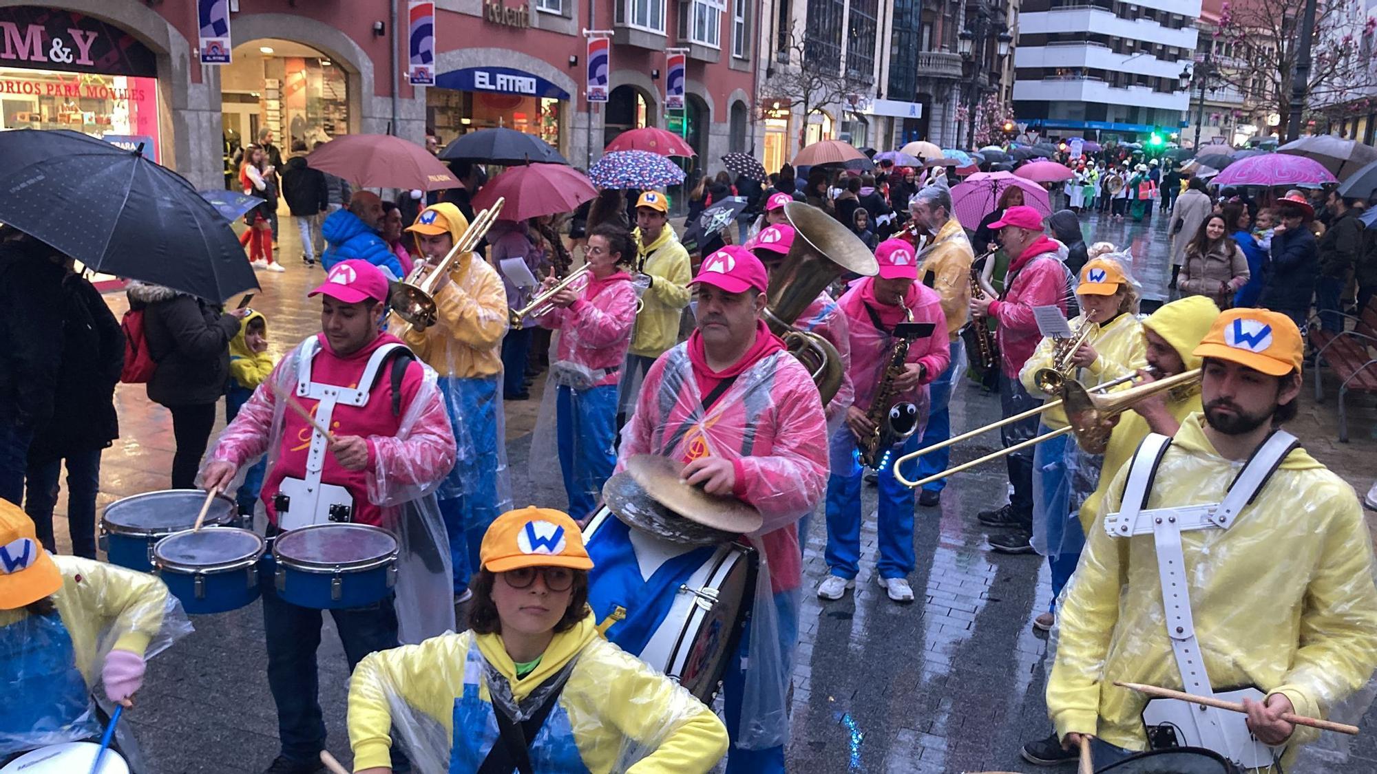 Gran Desfile d'Antroxaos, Moxigangues y Carroces en Avilés