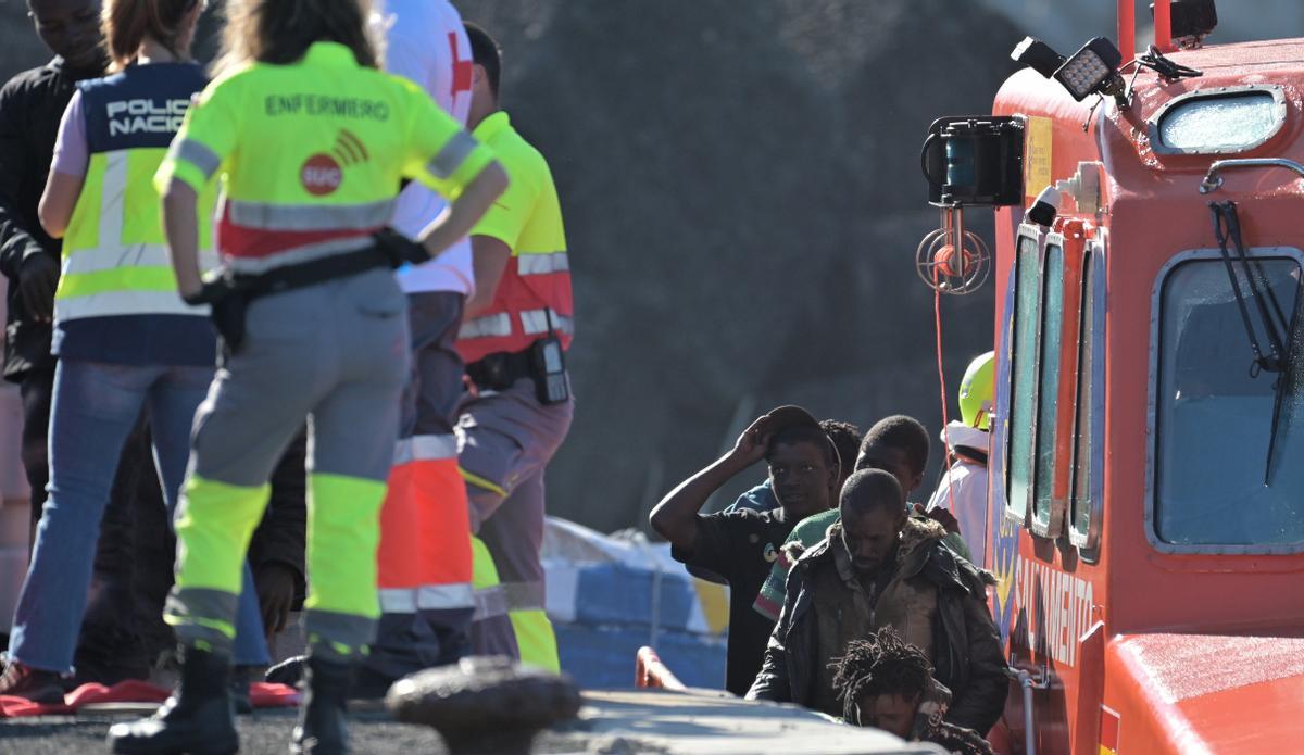 Migrantes llegados a El Hierro.