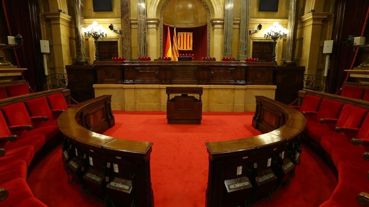 El hemiciclo del Parlament vacío