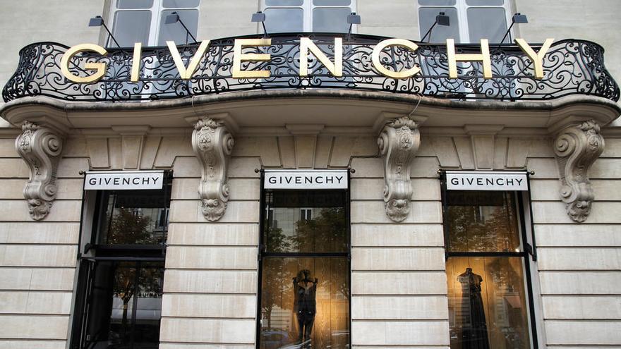 Tienda de Givenchy en París.