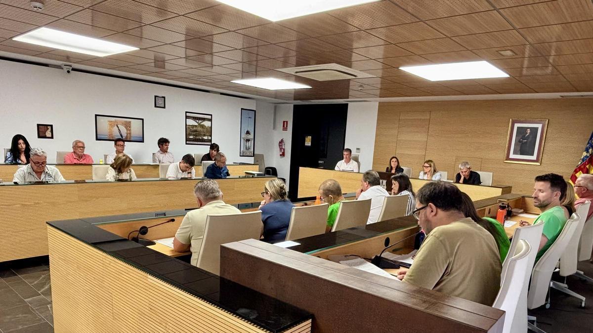 El Ayuntamiento de Almassora ha celebrado la sesión plenaria ordinaria correspondiente al mes de junio, donde se ha presentado la información contable del primer trimestre.