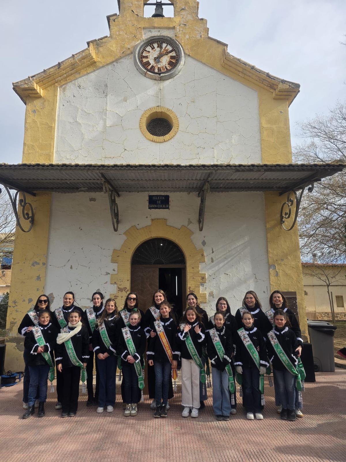 Visita de las reinas y damas a la Colonia Santa Eulalia
