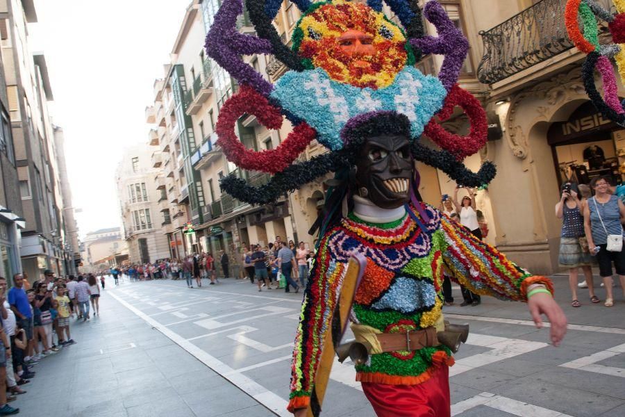 Desfile Mascaradas