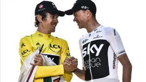Geraint Thomas (de amarillo) y Chris Froome, en el podio de París del Tour del 2018.