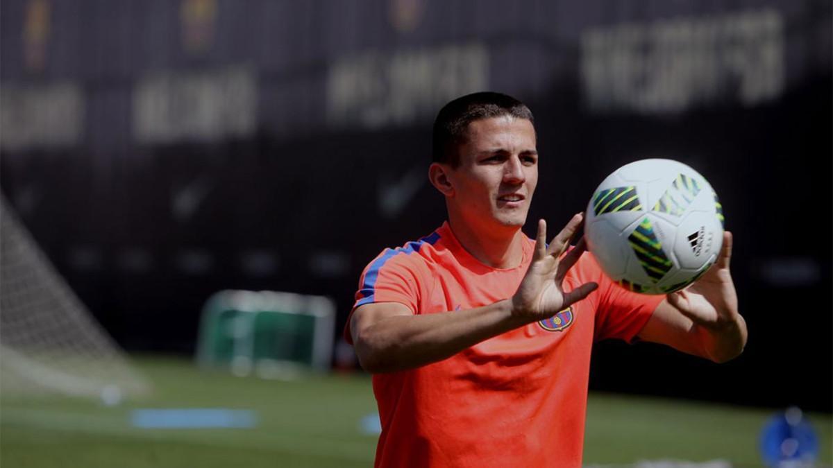 Sergi Palencia solo tenía una idea en su cabeza: seguir en el Barça