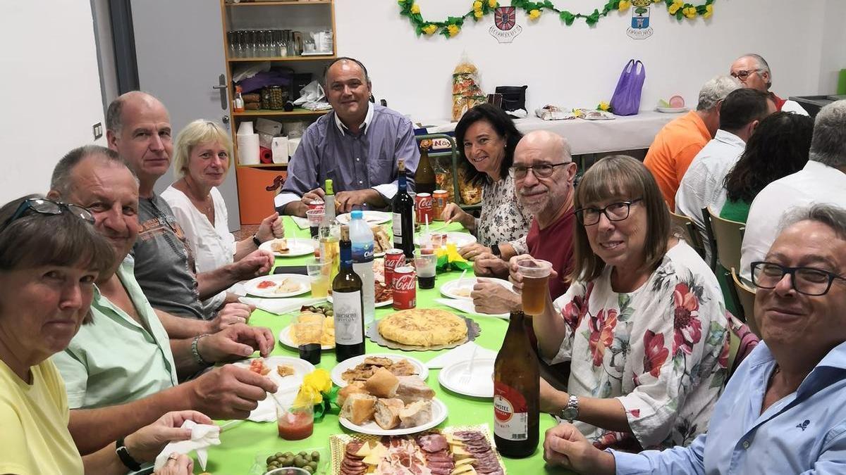 La delegación alemana, ya de celebración en Navajas.