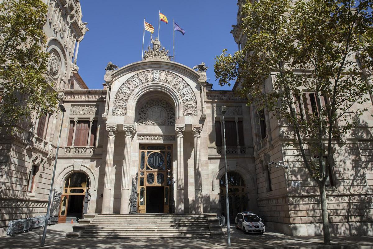 Exterior de la Audiencia Provincial de Barcelona.